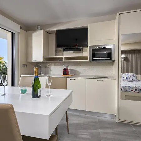 Nautilia 102 - Luxe Avec Jacuzzi- 2 Personnes Apartment Agde