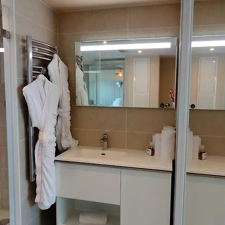 Nautilia 102 - Luxe Avec Jacuzzi- 2 Personnes Apartment *