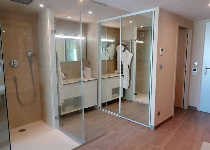 Nautilia 102 - Luxe Avec Jacuzzi- 2 Personnes * Agde